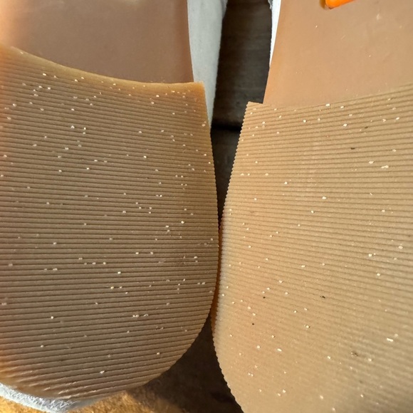 HUSH PUPPIES Bounce Grey Suede Sadie Tassel Slip On Flats w/Green | Size 8 1/2 - Picture 8 of 10